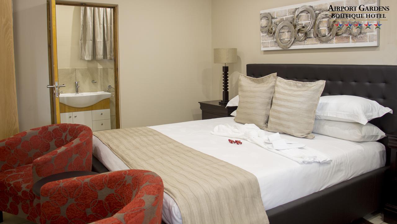 בוקסבורג Airport Gardens Boutique Hotel מראה חיצוני תמונה