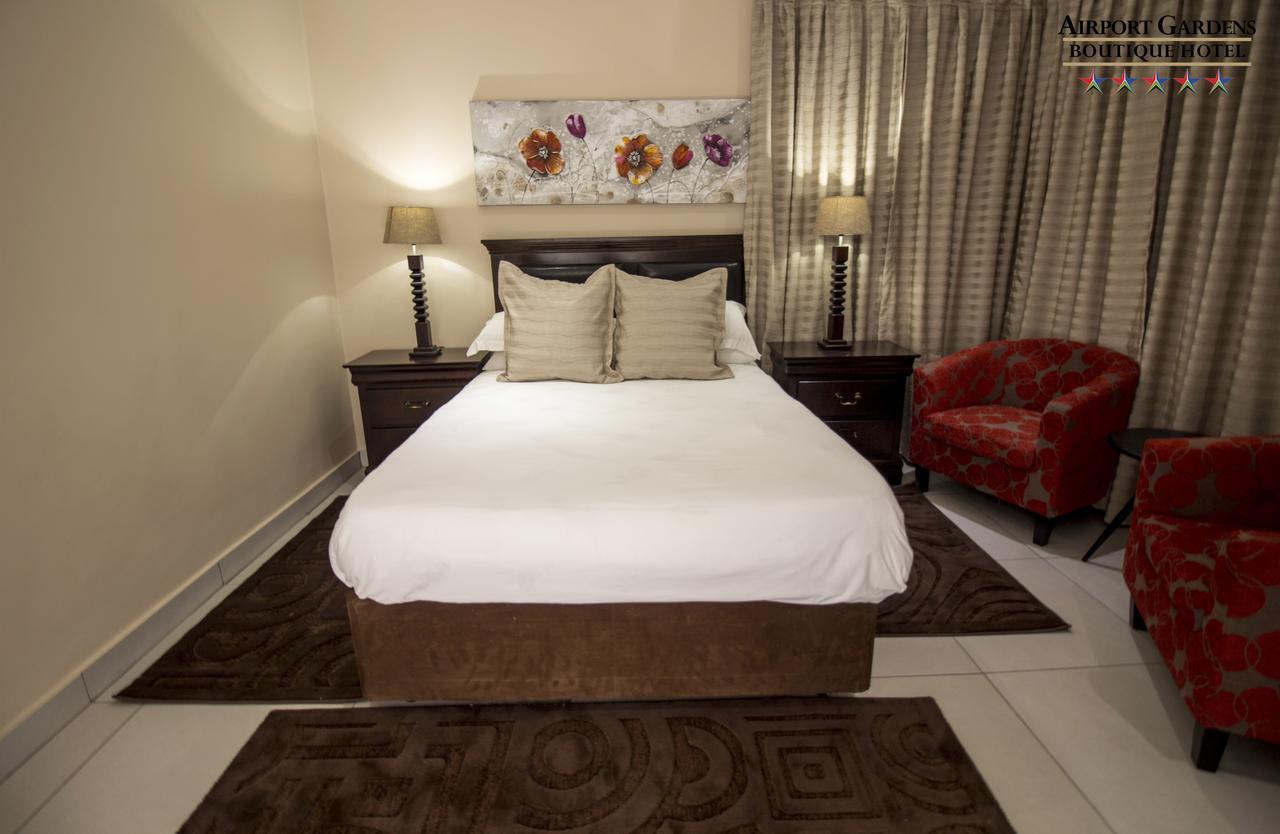 בוקסבורג Airport Gardens Boutique Hotel מראה חיצוני תמונה