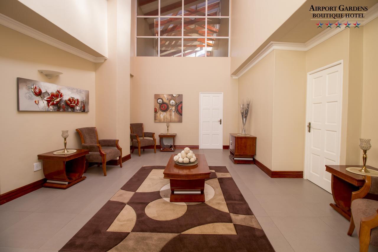 בוקסבורג Airport Gardens Boutique Hotel מראה חיצוני תמונה
