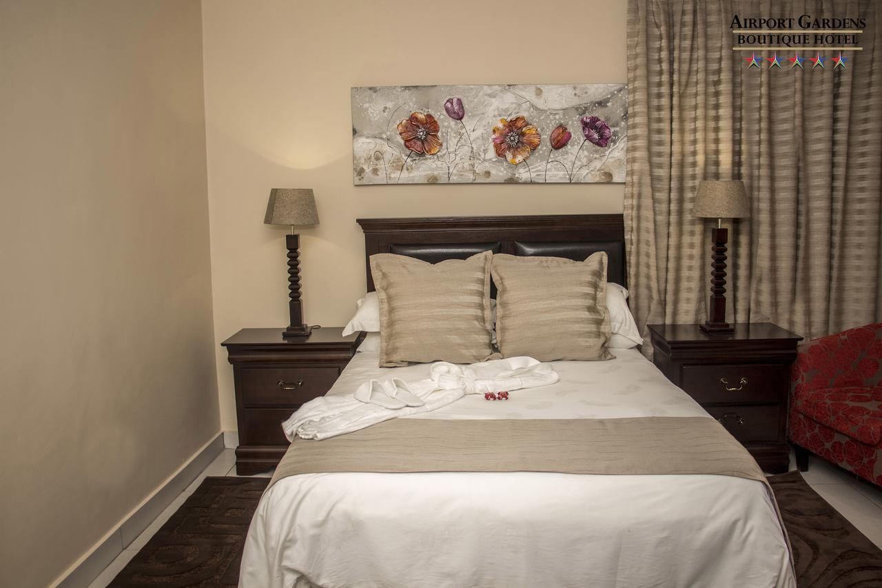 בוקסבורג Airport Gardens Boutique Hotel מראה חיצוני תמונה